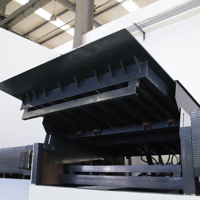 Depo için AC Gücü 8 Ton Yükleme Çıkabilir Hidrolik Dock Leveler