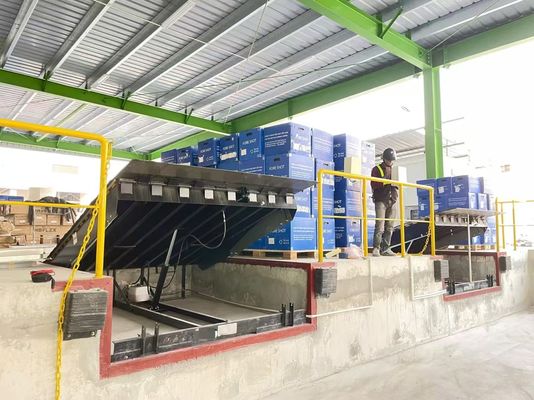 Motor için aşırı yük koruma aygıtı ile Çift Silindirli Hidrolik Dock Leveler