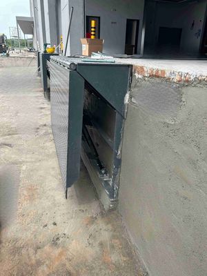 Elektrikli Hidrolik Kenar O Dock Leveler Plate Loading Bay Uygulama için