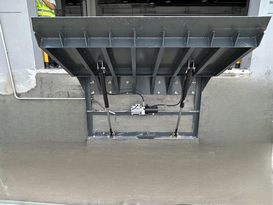 Gri Elektrikli Kenar Hidrolik Dock Eod leveler ince çelik plaka