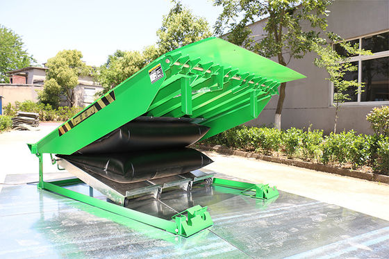 220V Elektrikli Hava Yastığı Dock Leveler Hava Yastığı Yükseltme Sistemi Özel Yapılmış